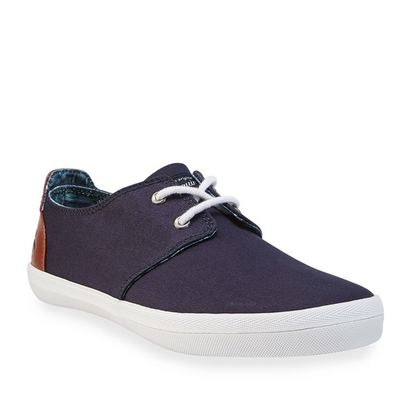 Original Penguin Other - Original Penguin "Drake" canvas sneakers